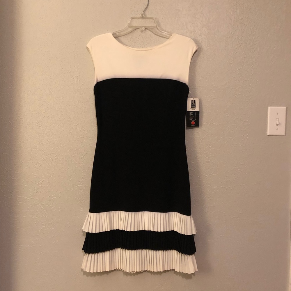 NWT Frank Lyman pleated cocktail dress - sz 10